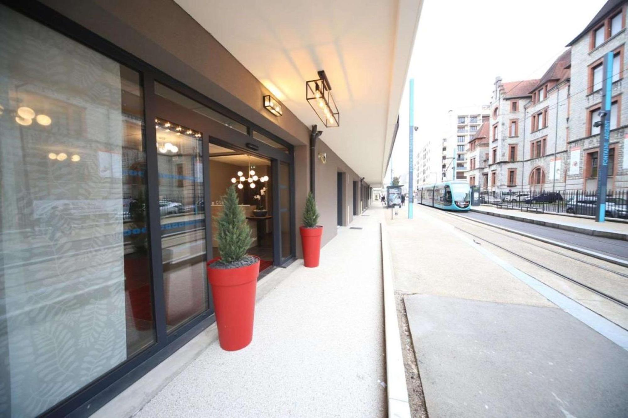 Western Fontaine Argent 3*